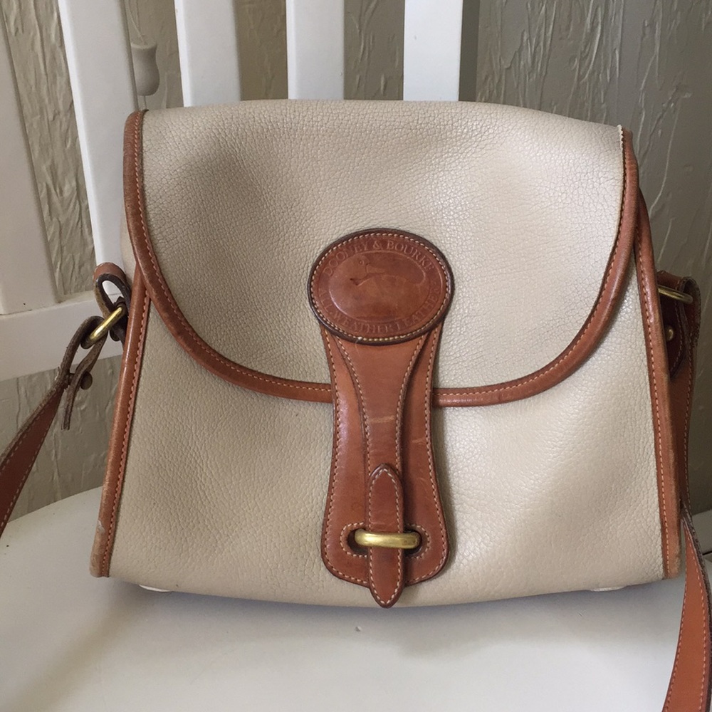 Dooney & Bourke Shoulder Strap Purse - 1980s